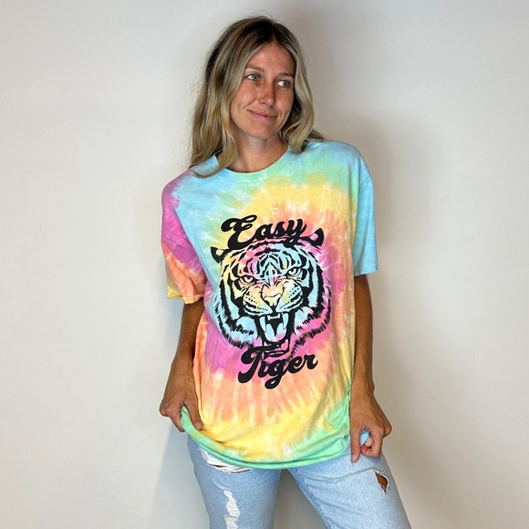 Oversized Tee - Picture 3 of 4